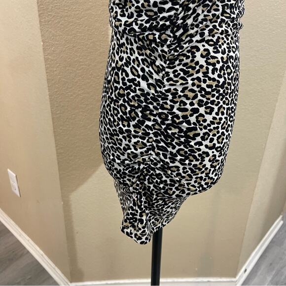 Ann Taylor ruched sides animal print top xs - Picture 5 of 8